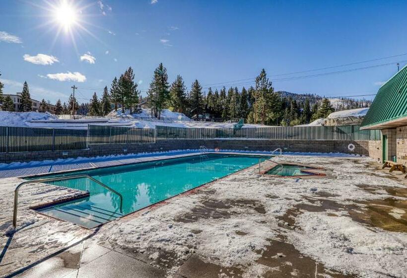 带2个卧室的公寓, Heavenly Hideaway