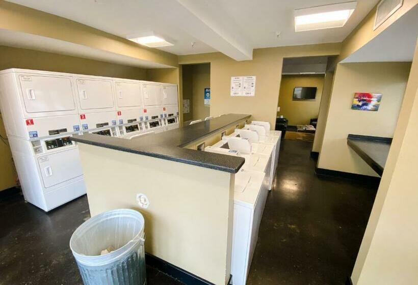 آپارتمان 1 خوابه, Rollin On The River