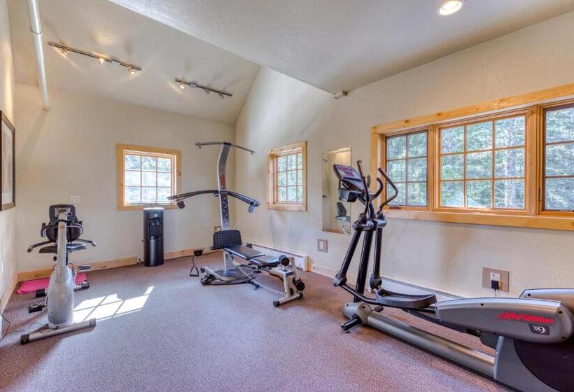 شقة 3 غرف, Grand Lodge South #102