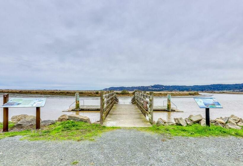 标准工作室, Sequoia Cottage