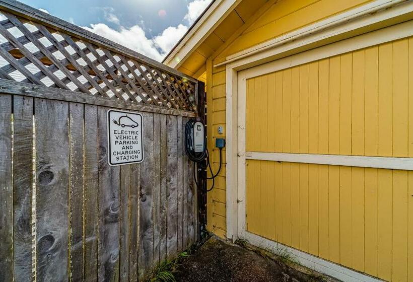 标准工作室, Sequoia Cottage