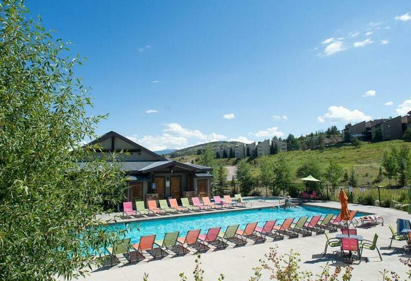 شقة غرفتين, Village Rd 309