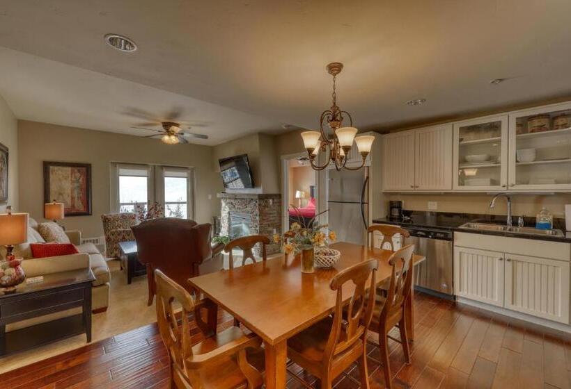 شقة غرفتين, Village Rd 309