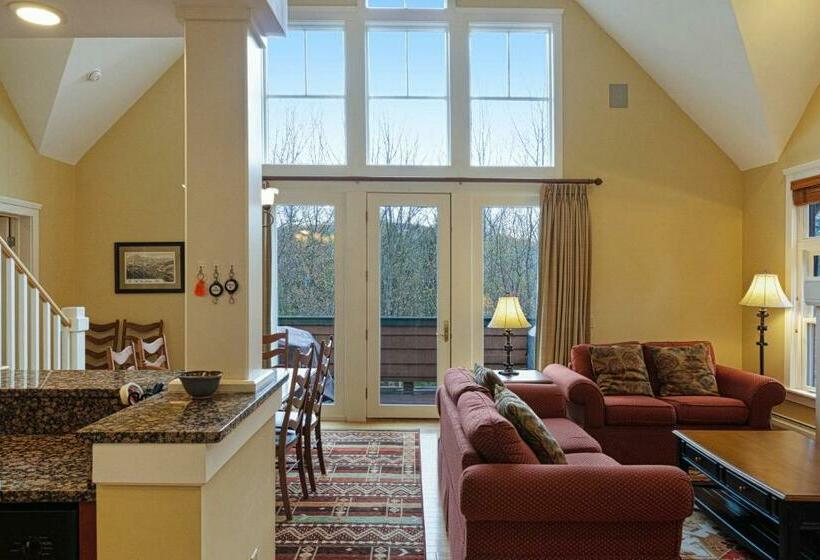 3ベッドルームハウス, Castle Hill Condo