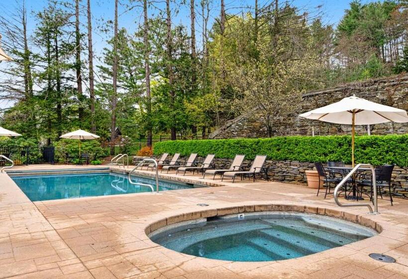 3ベッドルームハウス, Castle Hill Condo