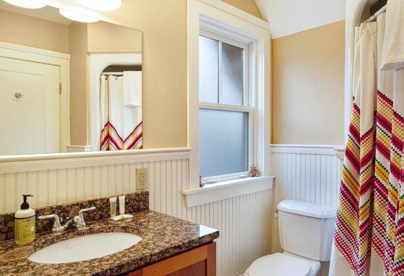 3ベッドルームハウス, Castle Hill Condo