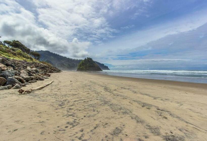 إستوديو قياسى, Neskowin Resort Unit #203