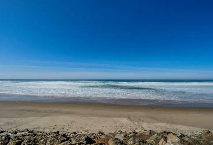 スタンダードスタジオ, Neskowin Resort Unit #203