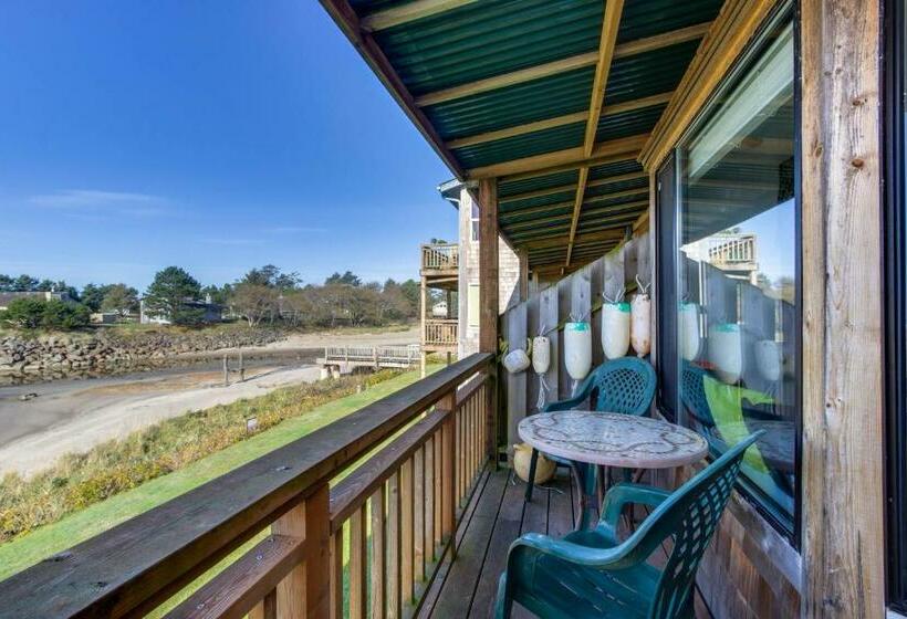 إستوديو قياسى, Neskowin Resort Unit #203