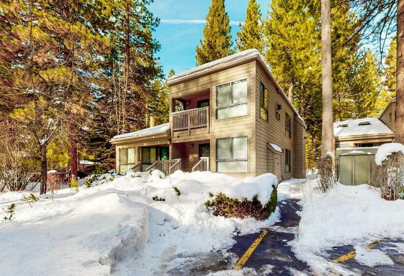 ３ベッドルームアパートメント, Maison De Montagne