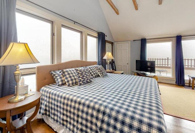 إستوديو قياسى, Point Radio Cottage