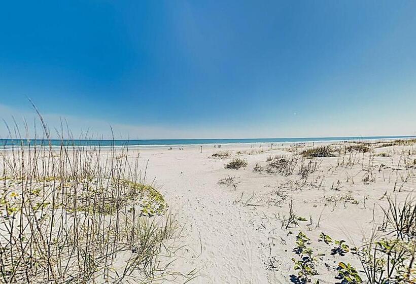 آپارتمان 2 خوابه, Sea Fair Condo Unit 12128