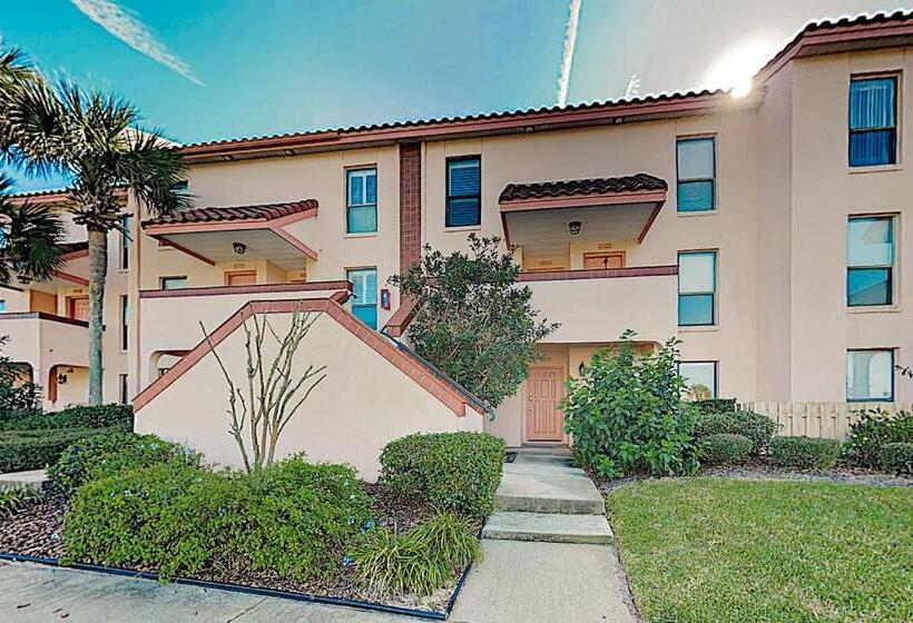 آپارتمان 2 خوابه, Sea Fair Condo Unit 12128