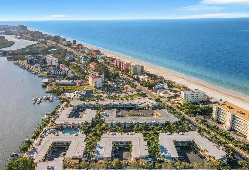 Апартаменты 2 Спальни, Barefoot Beach Resort F107