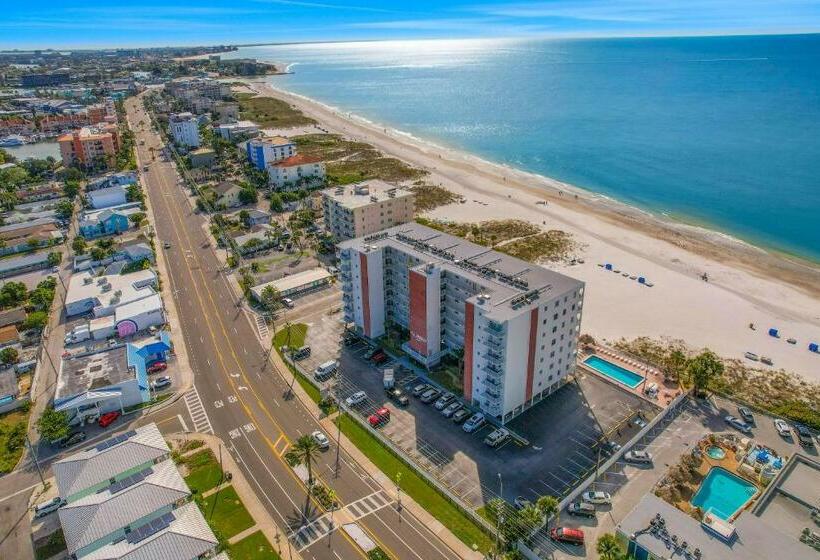 شقة غرفتين, Sea Breeze 702