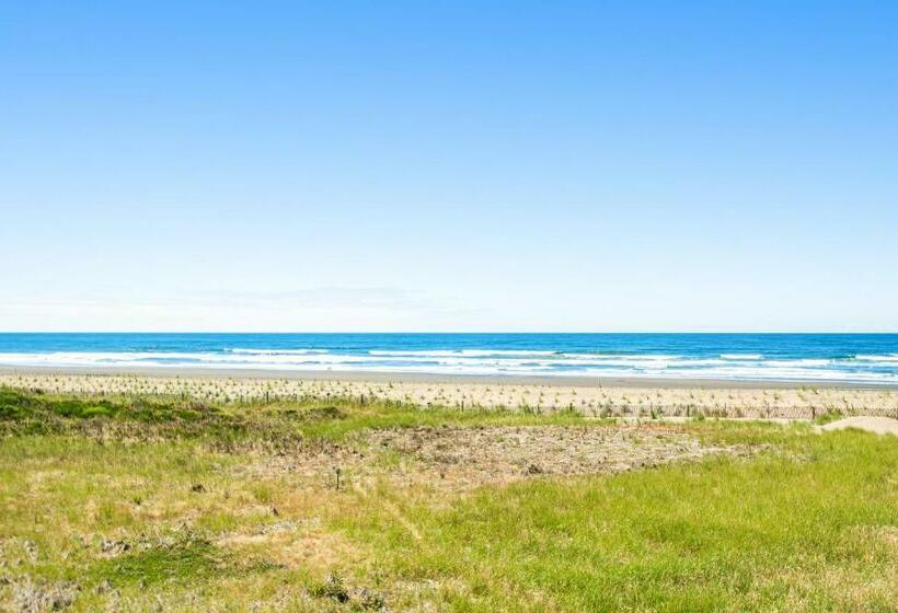 Апартаменты 2 Спальни, The Ocean Is Calling