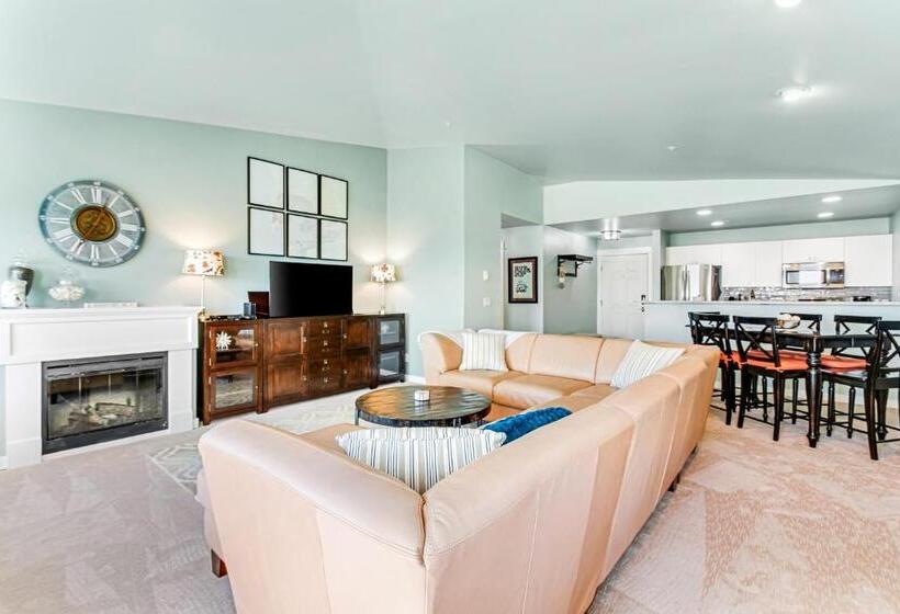 Апартаменты 2 Спальни, The Ocean Is Calling