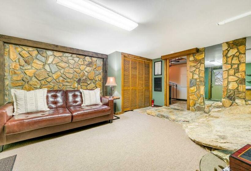 شقة غرفتين, Wedling Weg A3