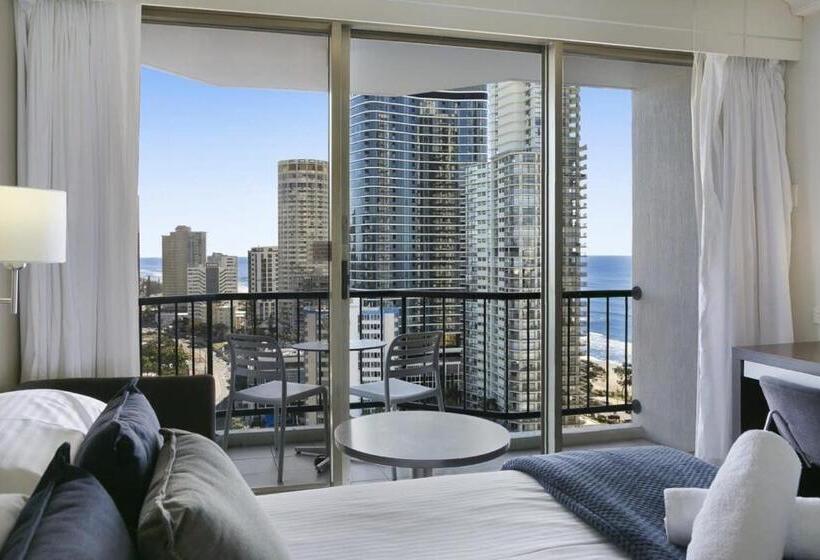 إستوديو قياسى, Ocean View 2 Bed Studio In The Heart Of Surfers