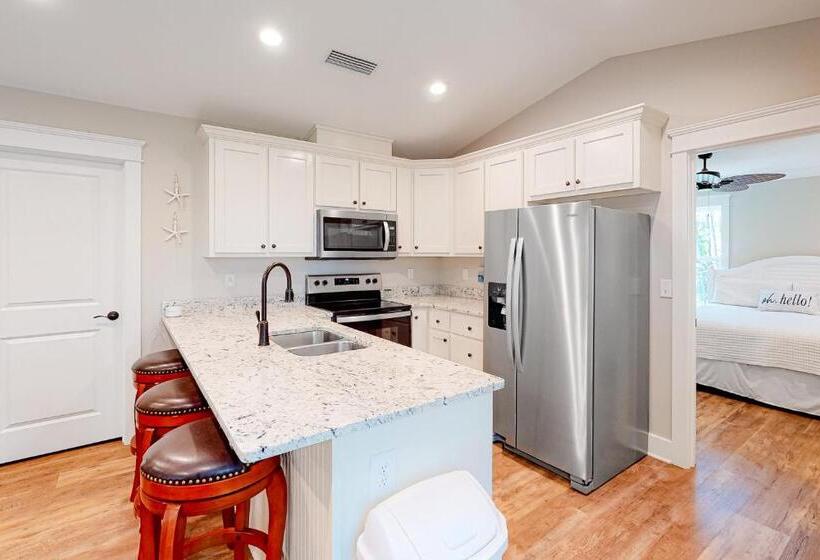 דירת שני חדרים, Beach Cottage South