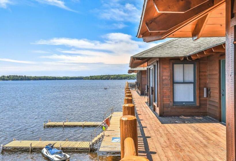 Апартаменты 2 Спальни, Chippewa Retreat  Den