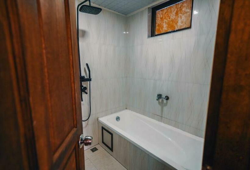 اتاق لوکس, Rasdu View Inn