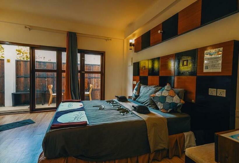 اتاق لوکس, Rasdu View Inn