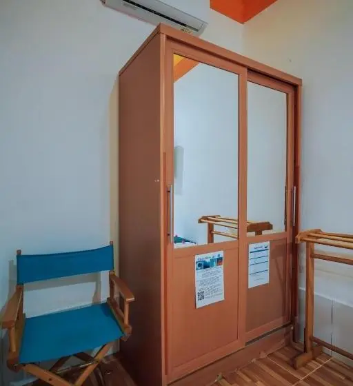 اتاق لوکس سه تخته, Rasdu View Inn