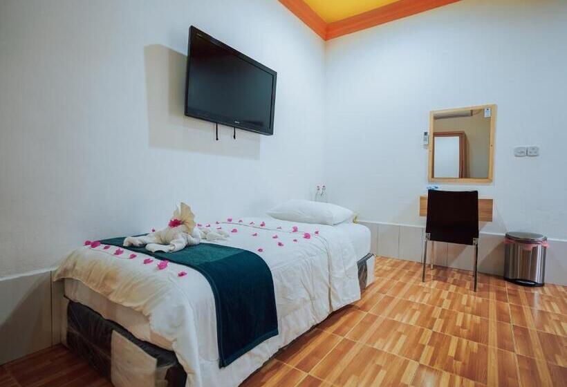 اتاق لوکس سه تخته, Rasdu View Inn