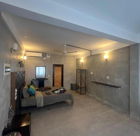 سوییت خانوادگی, Rasdu View Inn