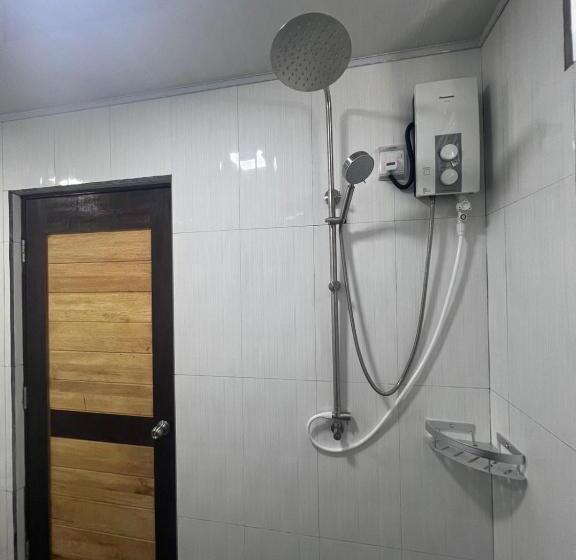 سوییت خانوادگی, Rasdu View Inn