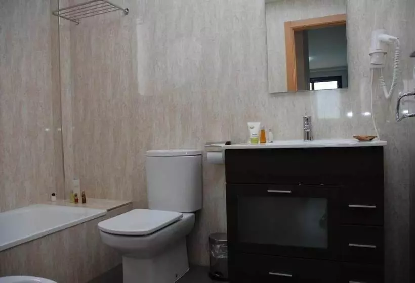 آپارتمان 1 خوابه با چشم‌انداز دریا, Aparthotel El Faro