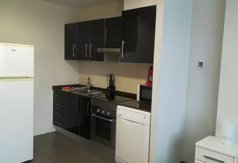 استودیوی استاندارد با چشم‌انداز دریا, Aparthotel El Faro