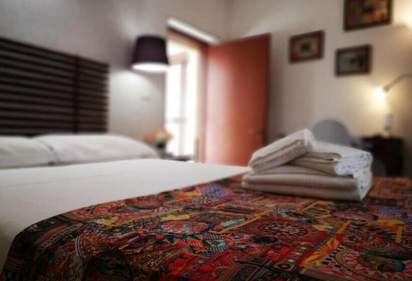 标准间, Del Centro