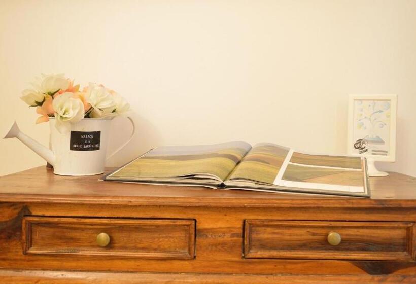 标准间, Del Centro