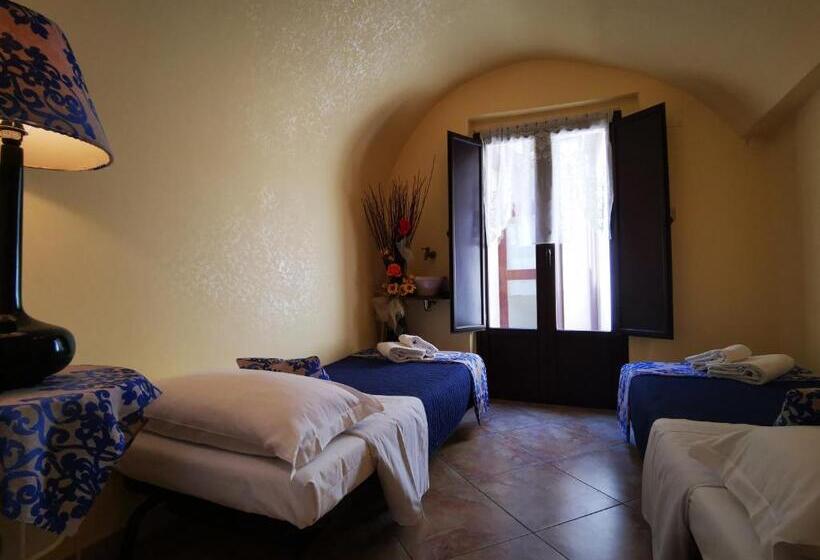 四人标准间, Del Centro