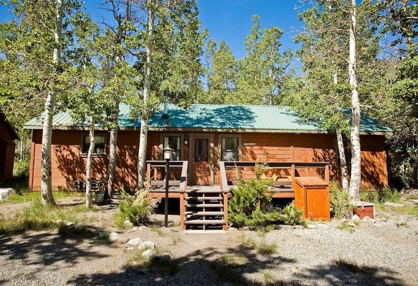 小室, Convict Lake Resort