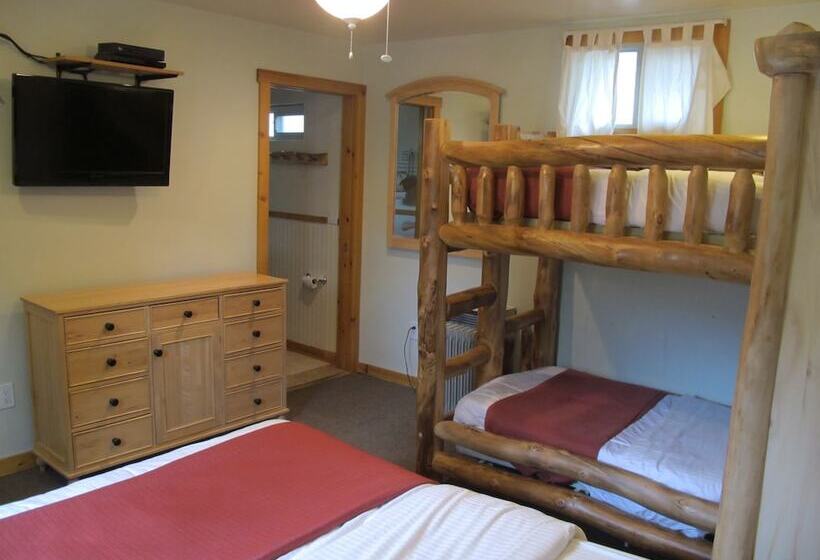 小室, Convict Lake Resort