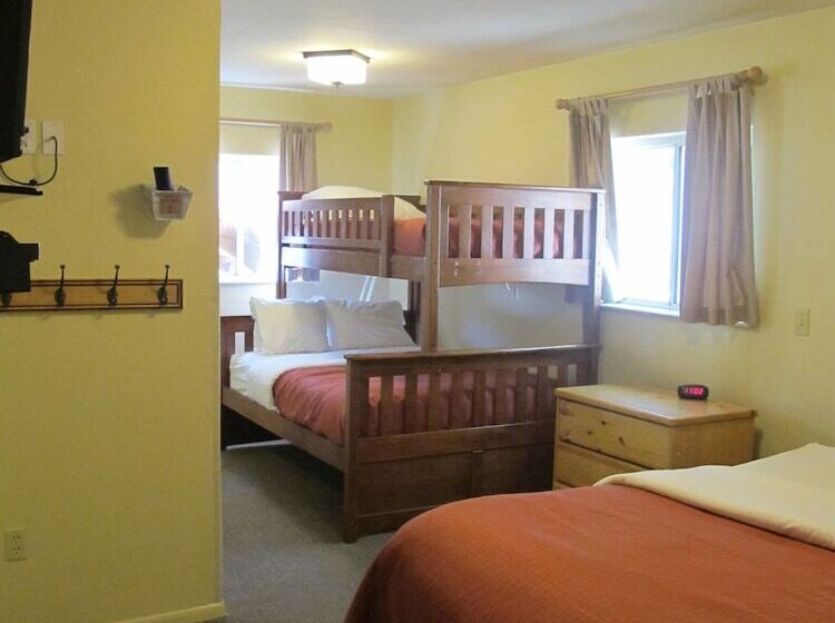 小室, Convict Lake Resort