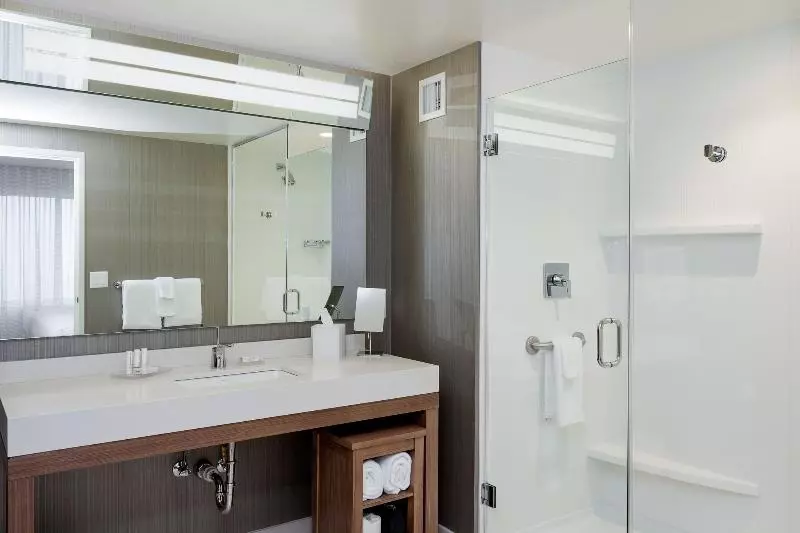 キングサイズベッドのスタンダードルーム, Courtyard By Marriott Walla Walla