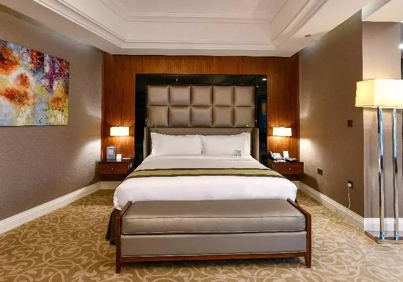 اتاق لوکس با تخت بزرگ, Best Plaza West Bay