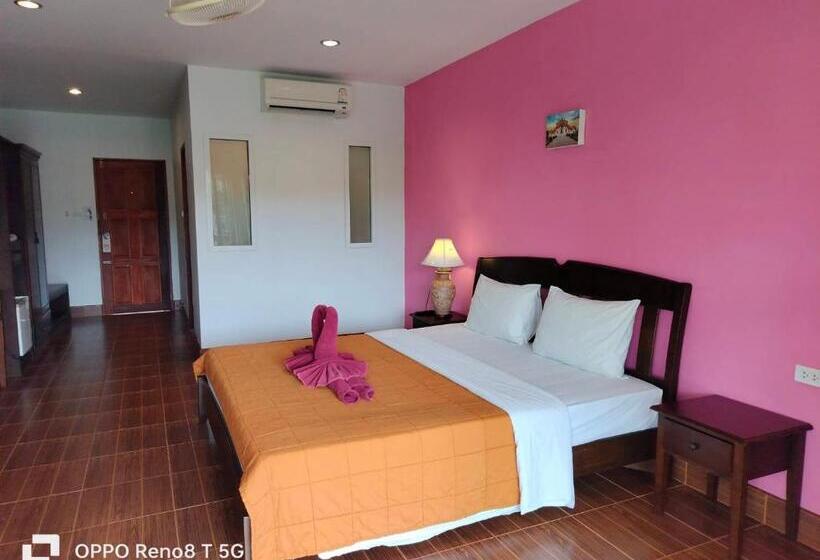 豪华房间, D.r. Lanta Bay Resort