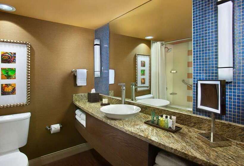 اتاق لوکس با چشم‌انداز دریا, Hilton Dead Sea Resort & Spa