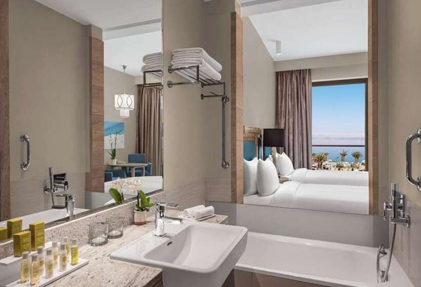 اتاق لوکس با چشم‌انداز دریا, Hilton Dead Sea Resort & Spa