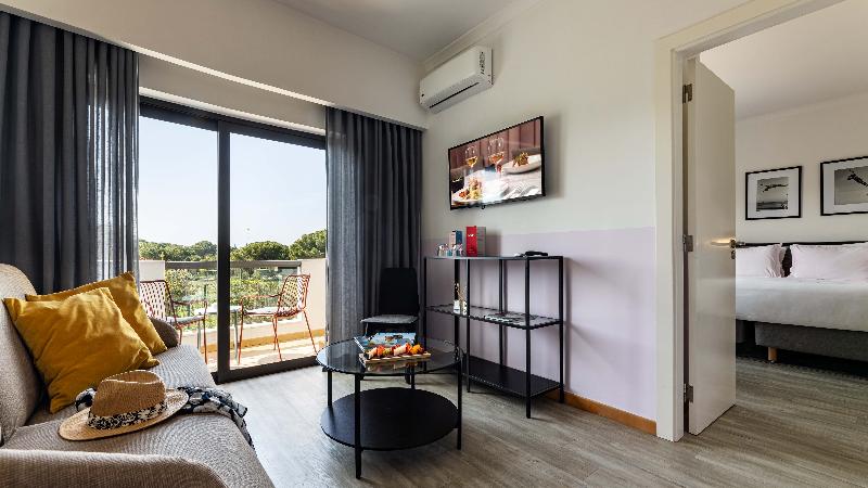 スイート, The Magnolia