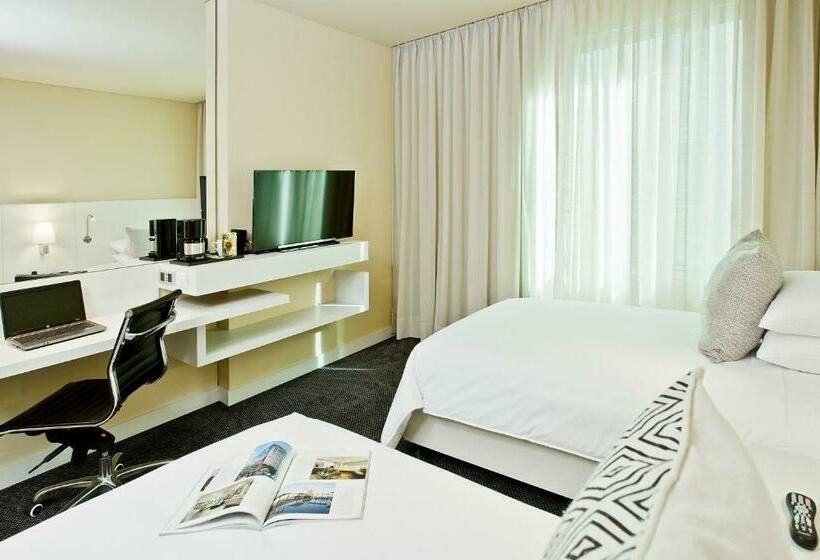 标准间, Movich Buro 26