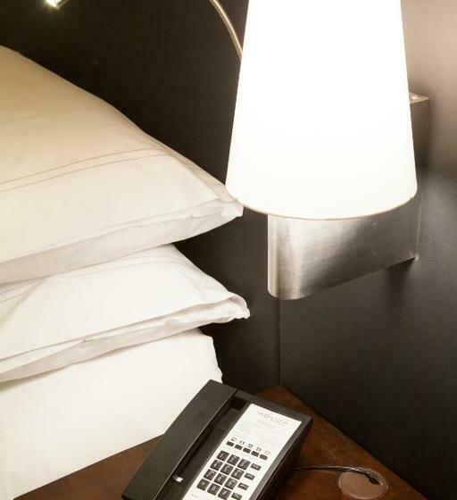 标准间, Movich Buro 26