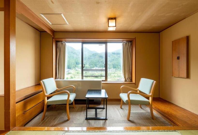 חדר סטנדרט לארבעה, Ooedoonsenmonogatari Kounkaku