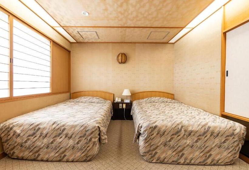 סוויטת ג'וניור, Ooedoonsenmonogatari Kounkaku