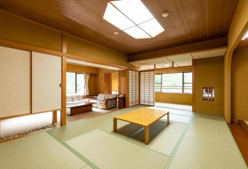 סוויטת ג'וניור, Ooedoonsenmonogatari Kounkaku